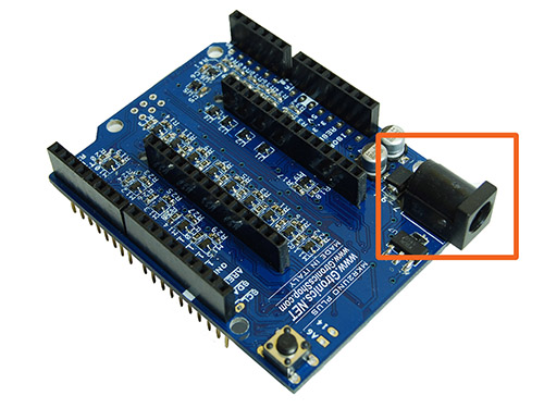 2.5mm power jack on the MKR2UNO Plus board